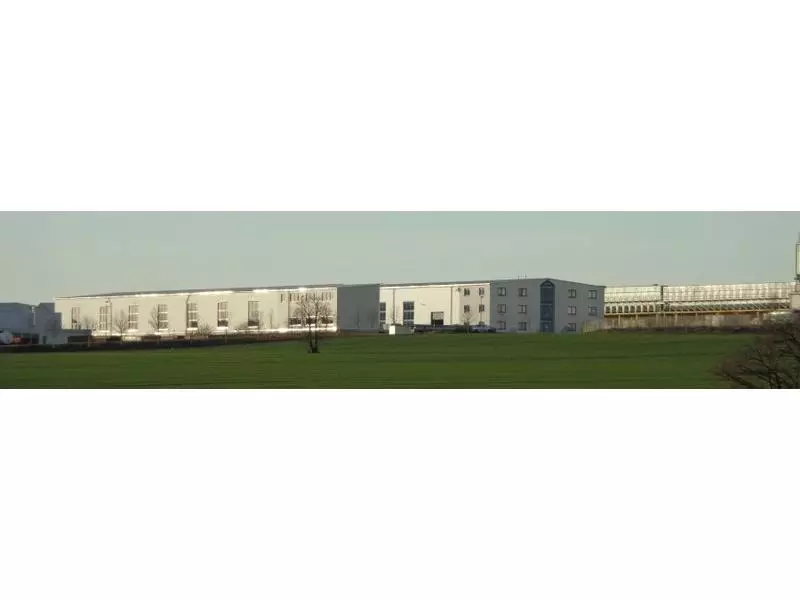Petri Anlagenbau Laser Metallbau.webp